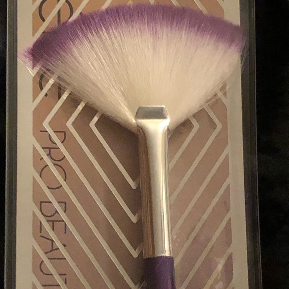 Fan brush - Picture 2 of 3
